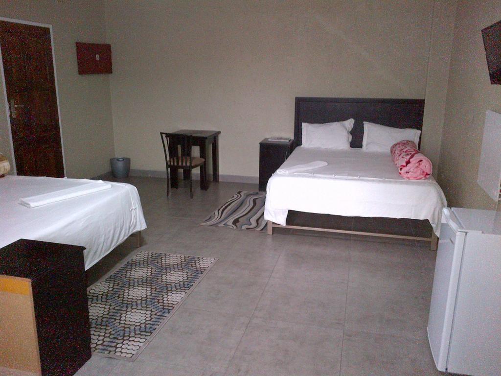 Chisam Guest Lodge Pty Ltd Johannesburg Oda fotoğraf