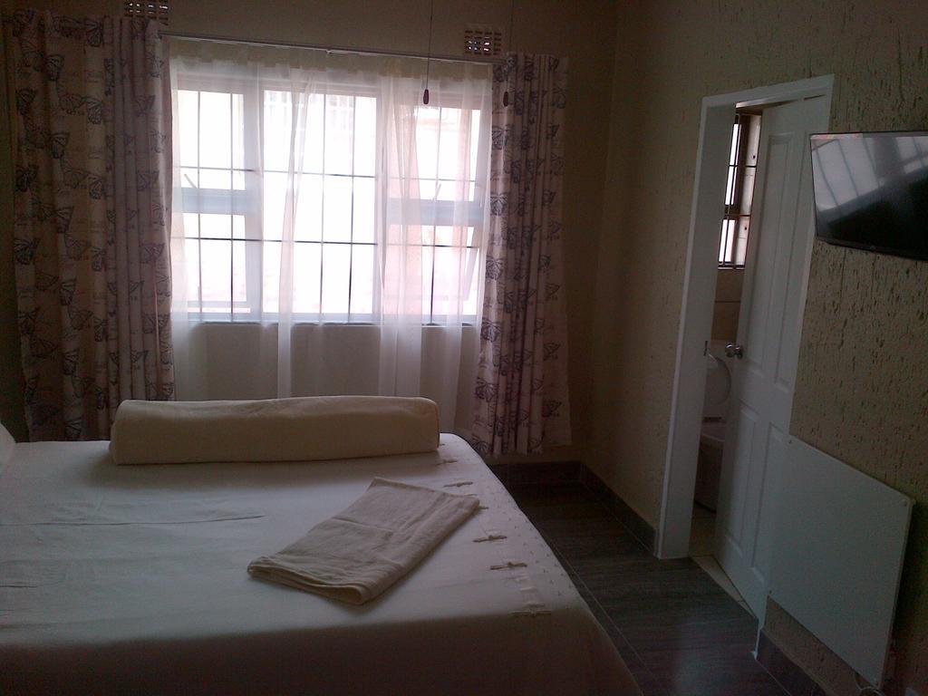 Chisam Guest Lodge Pty Ltd Johannesburg Oda fotoğraf